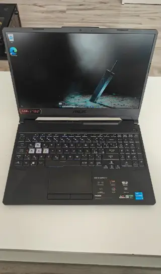 ASUS TUF F15 – i5 / RTX / 16 GB RAM / 512 GB SSD