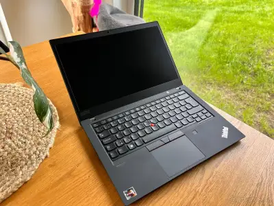Lenovo ThinkPad T14 Gen2