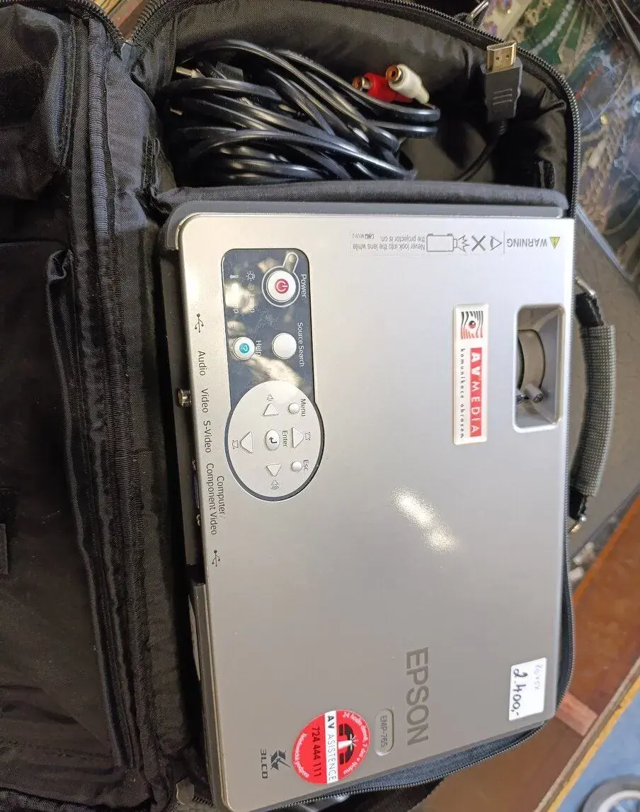 Projektor Epson EMP 765