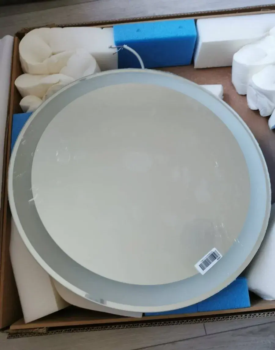 Koupelnové zrcadlo s LED podsvícením