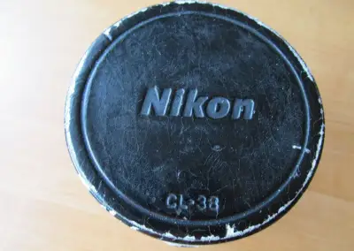 Retro pouzdro na objektiv Nikon CL-38