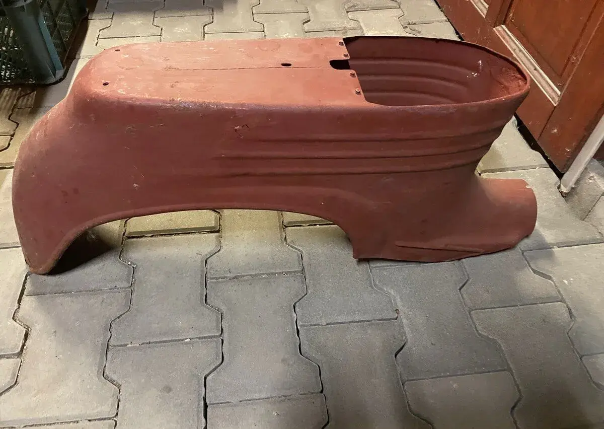Podsedlový plech Jawa 555