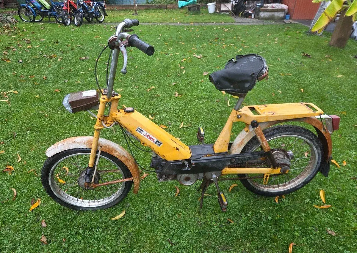 Babetta 207 s kartičkou, žlutá původní stav 13.
