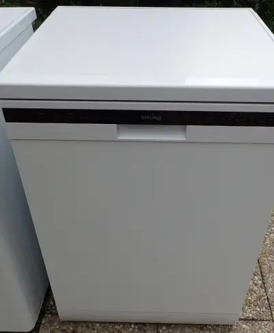 Myčka - standardní Siguro DW-F604W Efficlean