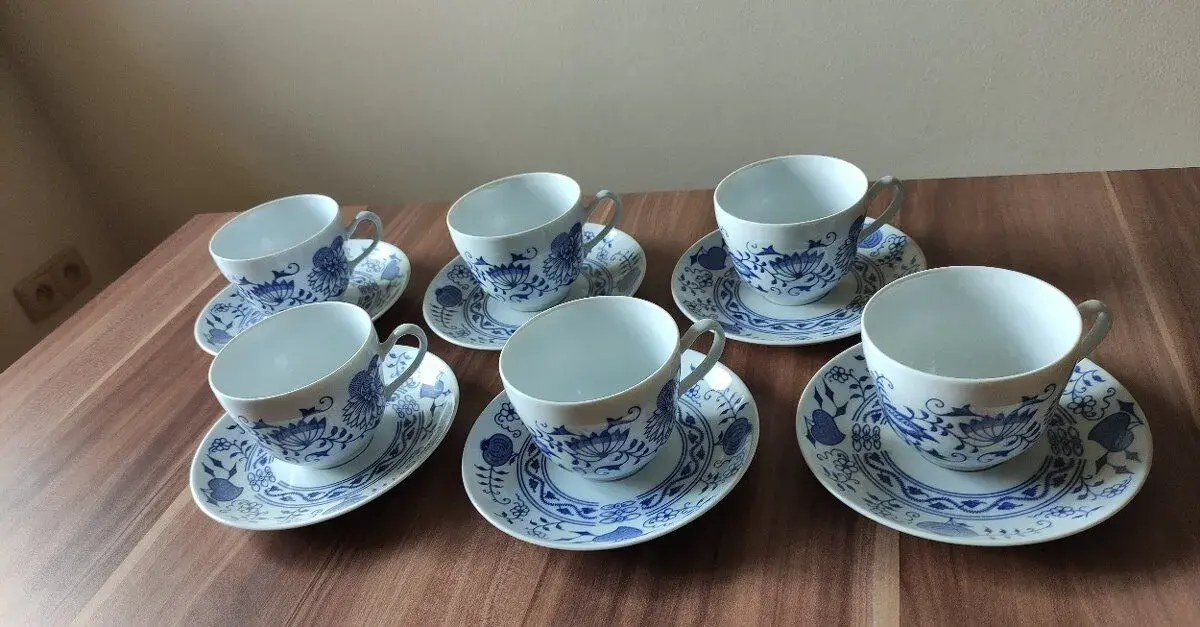 Porcelánové kávové hrnky s podšálkem Bohemia Inglazed