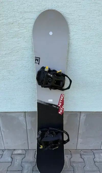Snowboard Nitro 158cm s vázáním Rossignol