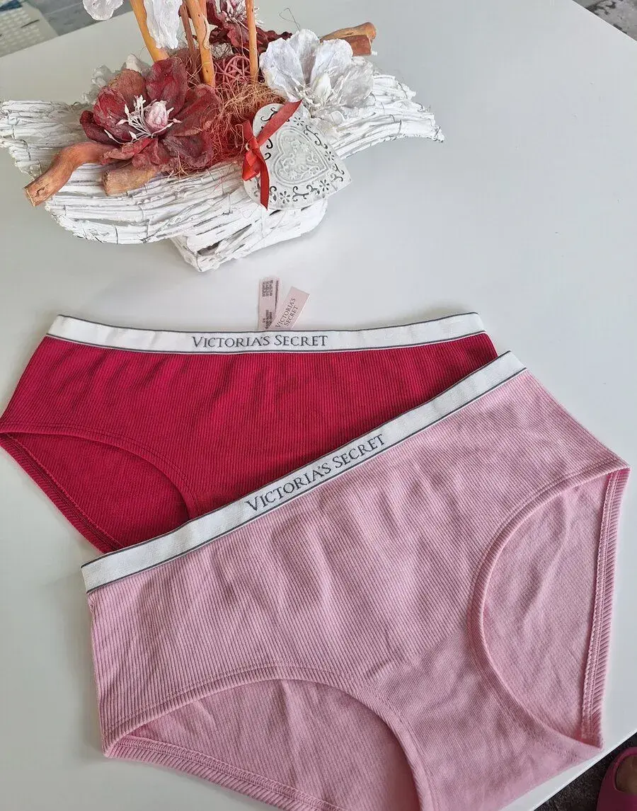 Sada Victoria's Secret