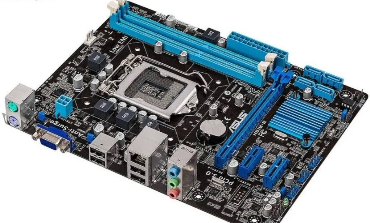 Nová základní deska ASUS H61M-E