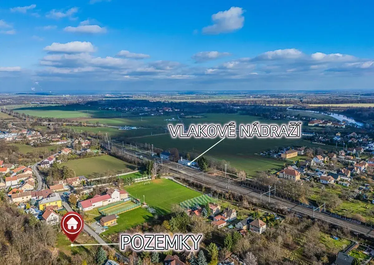 Stavební pozemek Nelahozeves - 912 m² | kompletní sítě | Pra