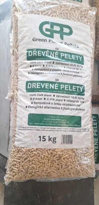 Dřevěné pelety třídy A1 - průměr 6mm SKLADEM