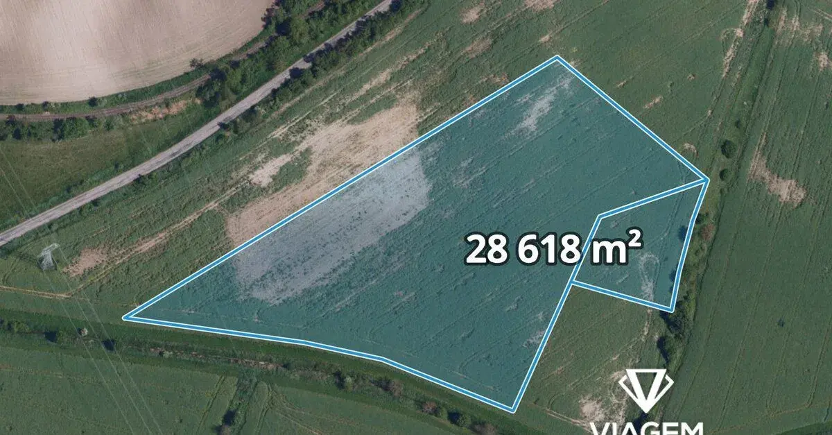 Pole 28 618 m², Podíl 11 % o výměře 3 180 m²