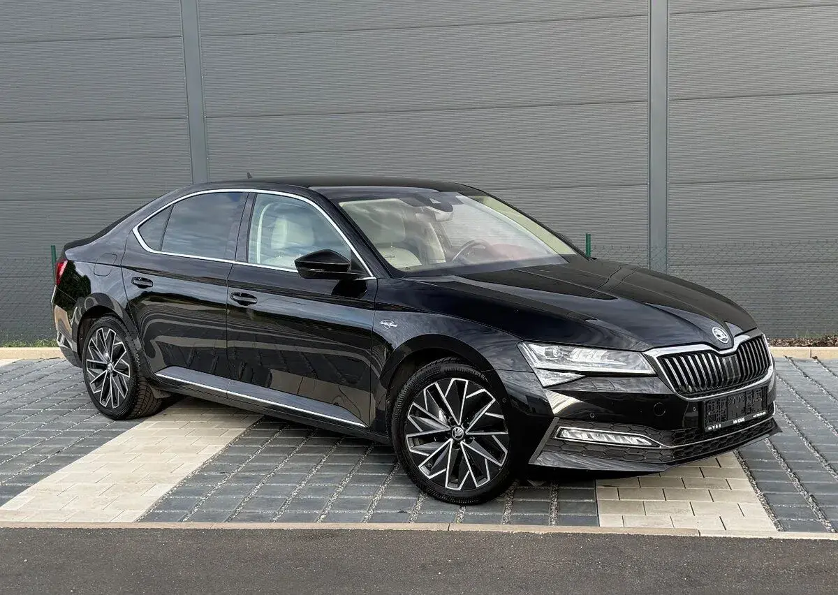 Škoda SUPERB – 2020, 204 785 km