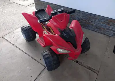 Dětská elektrická čtyřkolka