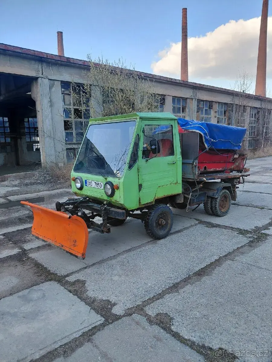 Ifa multicar M25 jednostranný sklápěč sněhová radlice sypač
