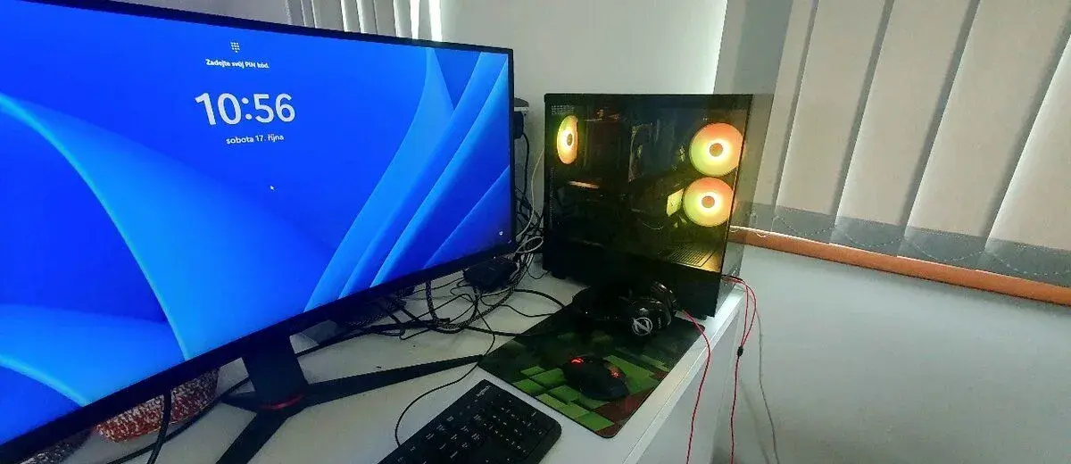 Herní PC RX 9070 XT 16GB / Ryzen 7 7700X + 34" AOC monitor