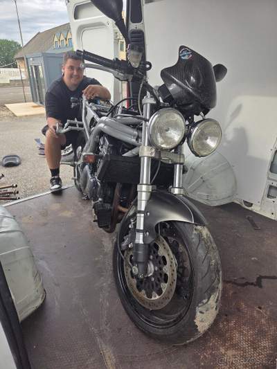 Triumph Speed Triple 955