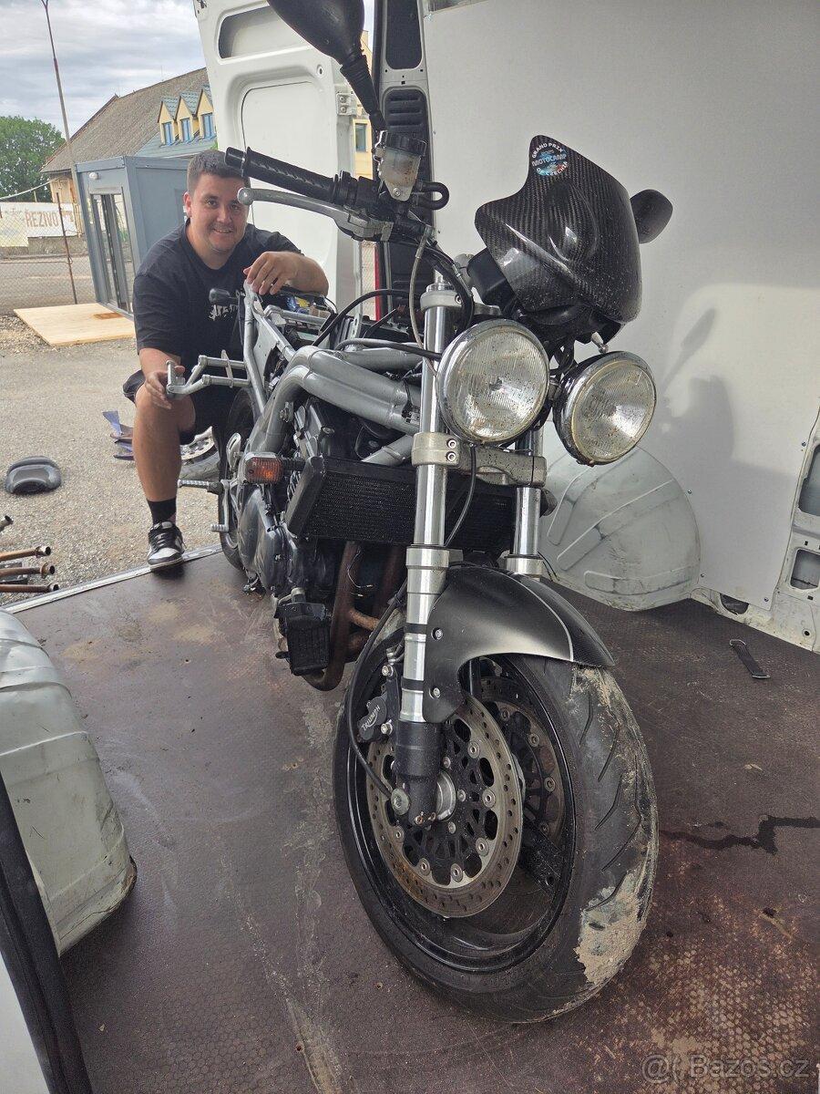 Triumph Speed Triple 955