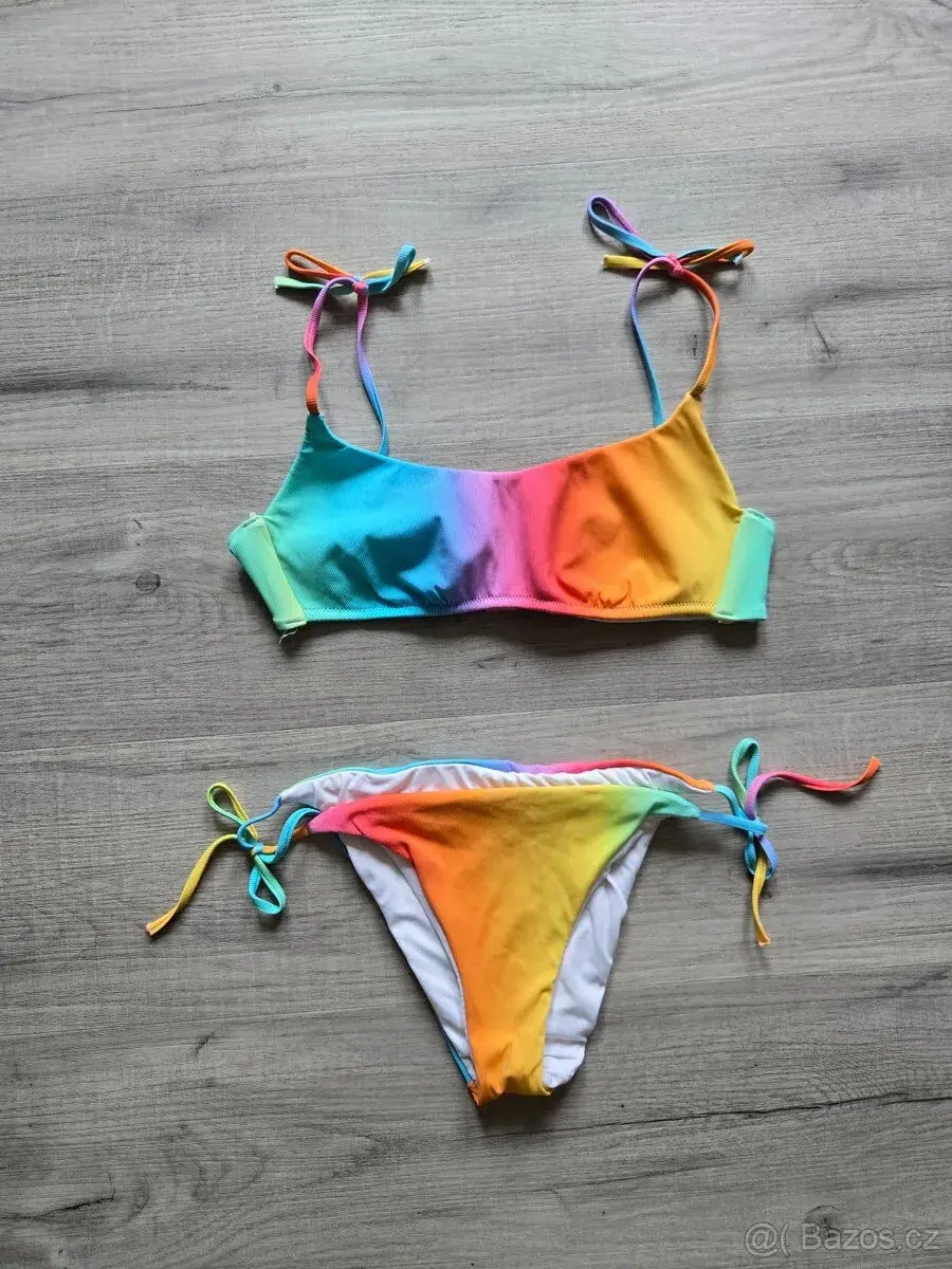 Duhové plavky zn. Calzedonia