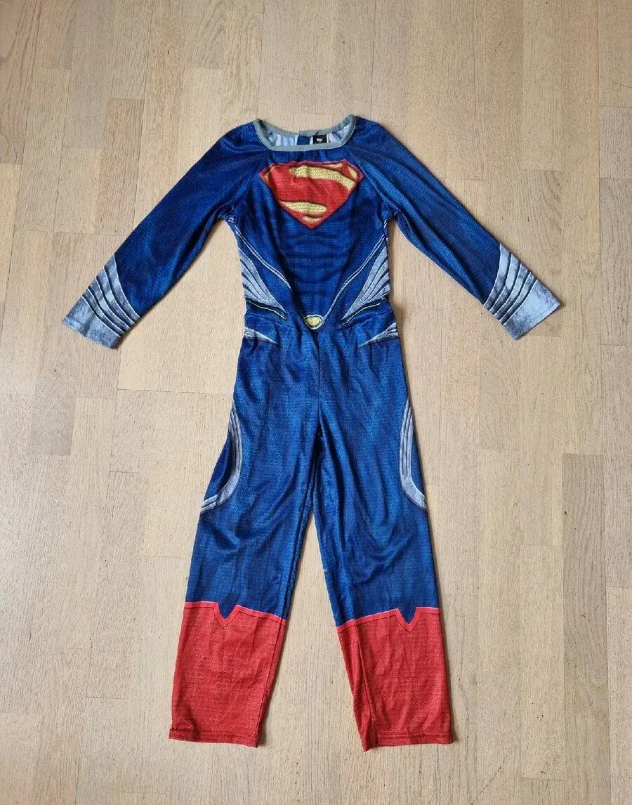Kostým Superman vel. 7-8 let