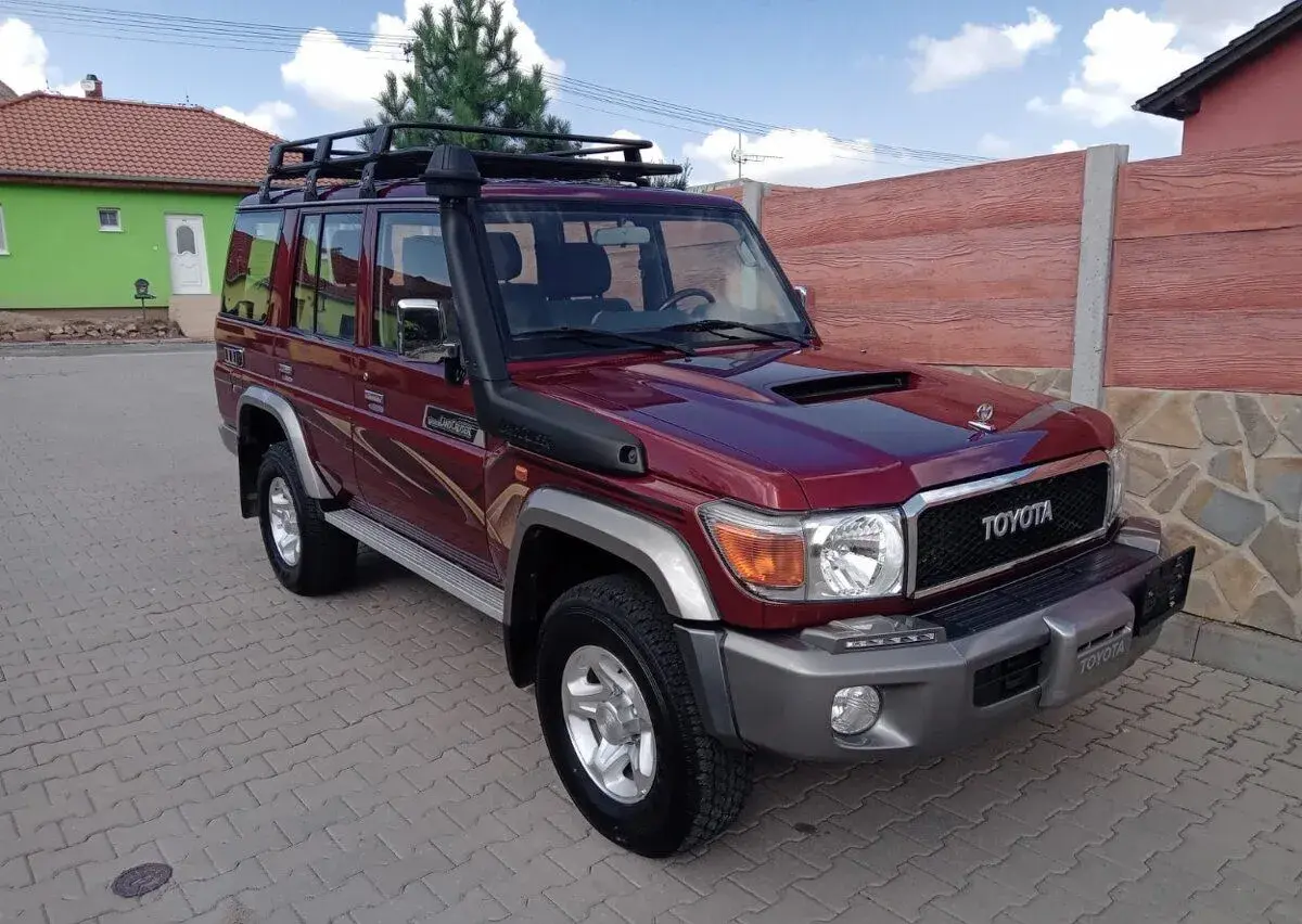 Land Cruiser 76 HZJ 4,5TD V8, 4x4 200 PS, Klima, 5MT, NEW 21