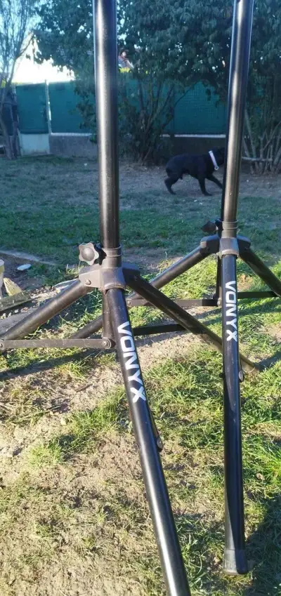 Vonyx tripody na repro