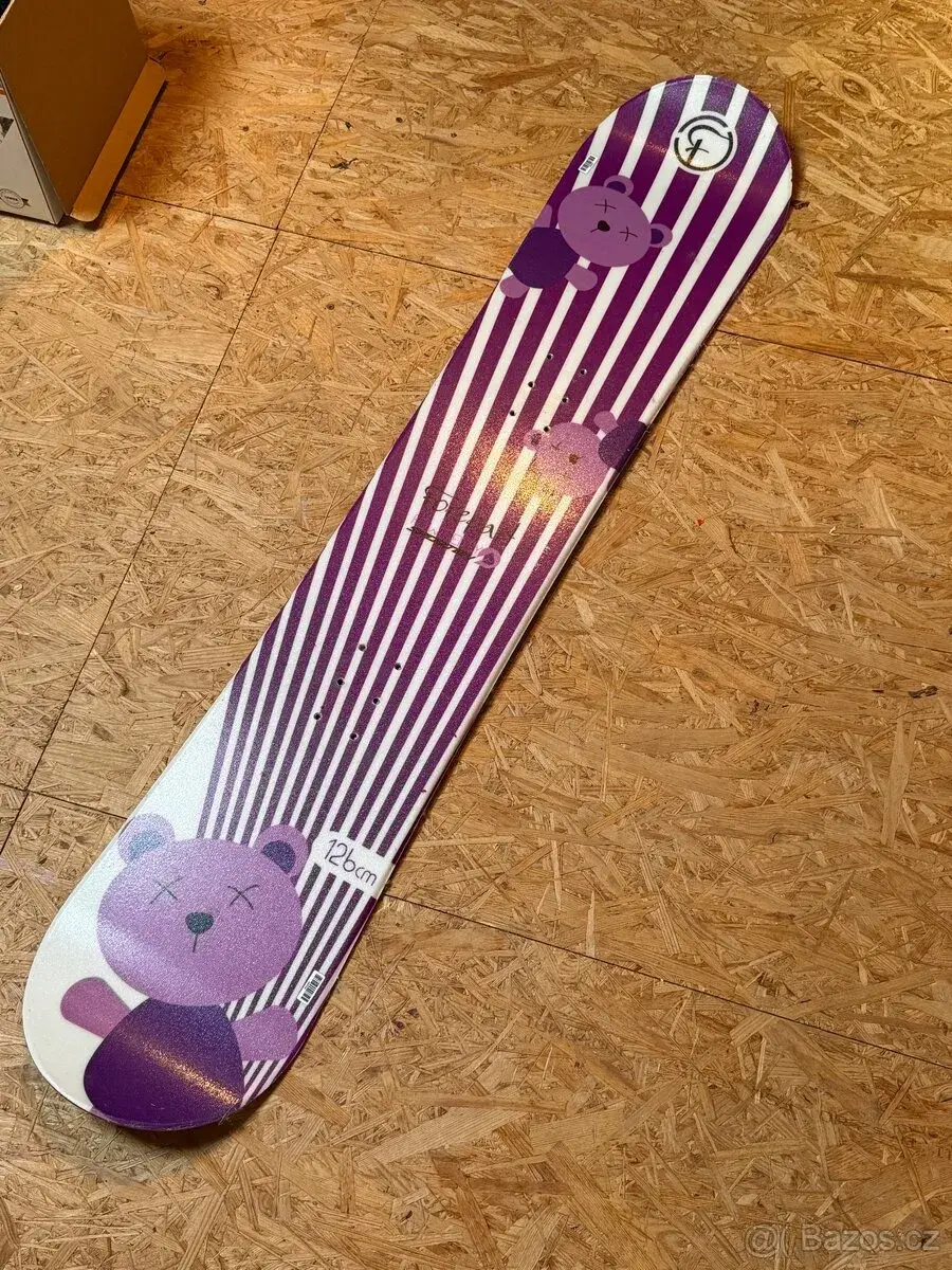 Snowboard dětský 126 cm, velmi pěkný