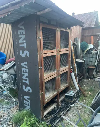 Králíkárna 6 kotců, velmi dobrý stav