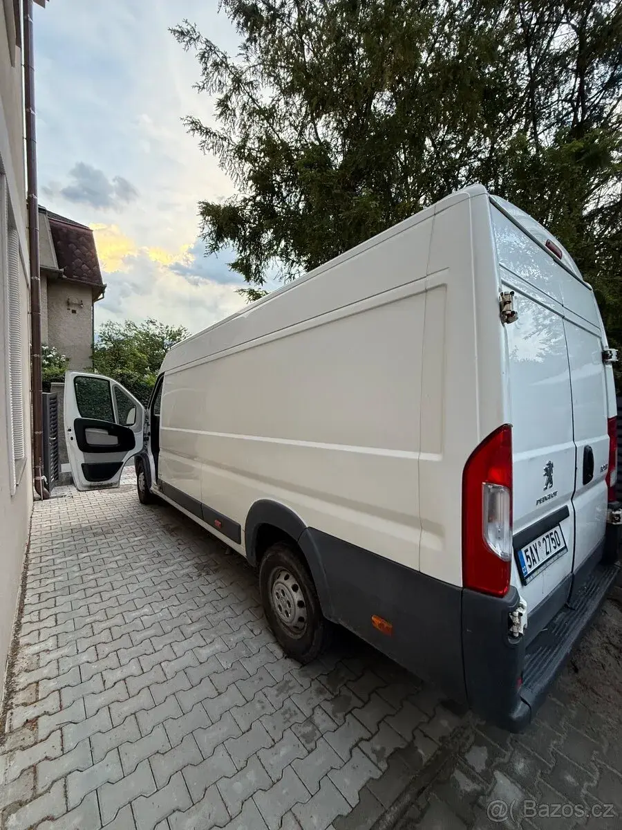 Pronájem dodávky Praha vel.L4H2