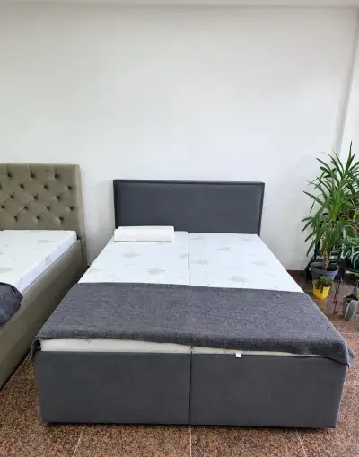Čalouněná postel Motessi 1, 160 × 200 – výstavní kus
