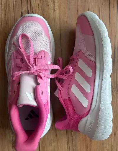 Adidas tenisky 36