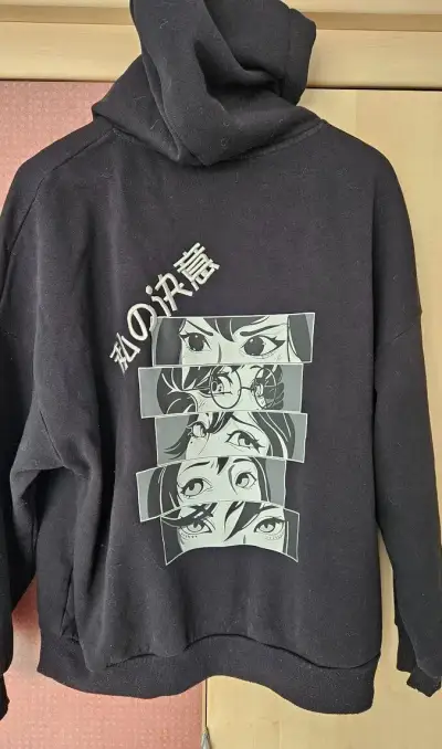Dívčí černá mikina CROPP Anime M oversized