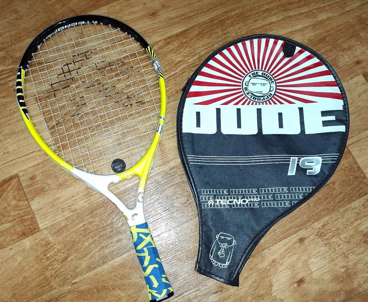 Tenisová raketa s pouzdrem