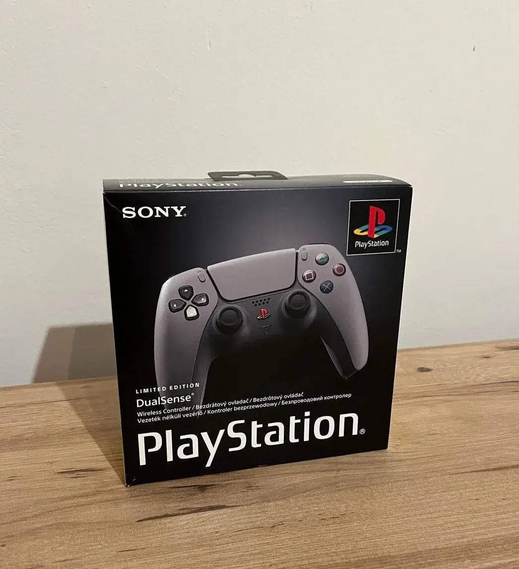 DualSense Wireless Controller 30th Anniversary Limited
