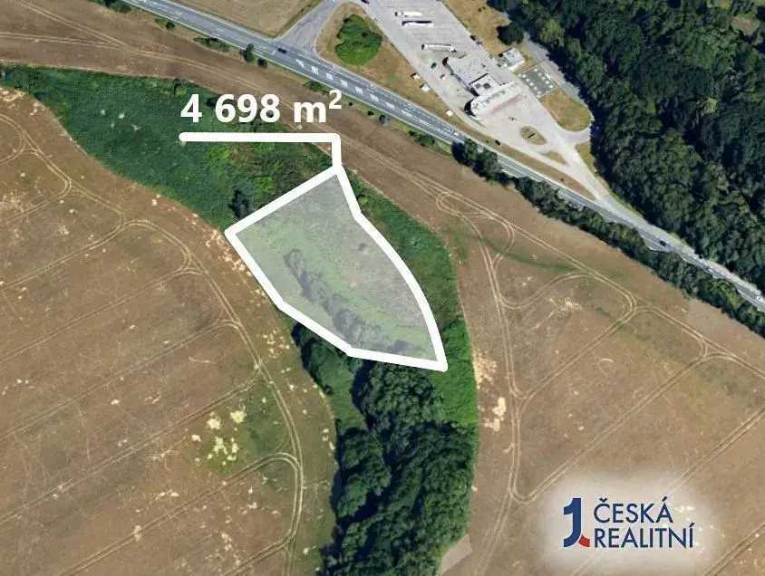 Pole 4 698 m², Podíl 33 % o výměře 1 566 m²