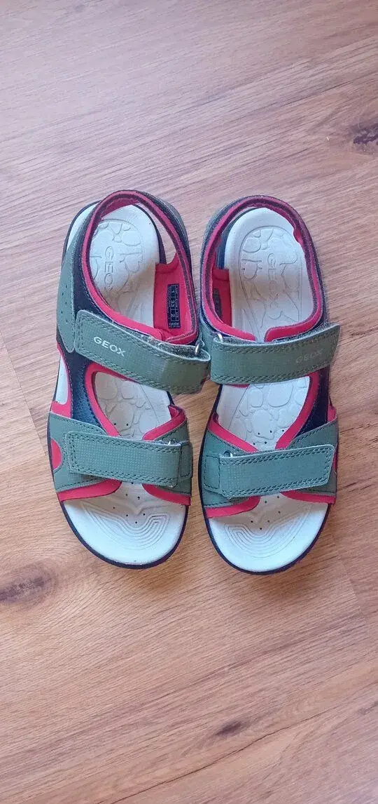 Sandály GEOX J. Vaniett khaki-červené vel.32 - 33