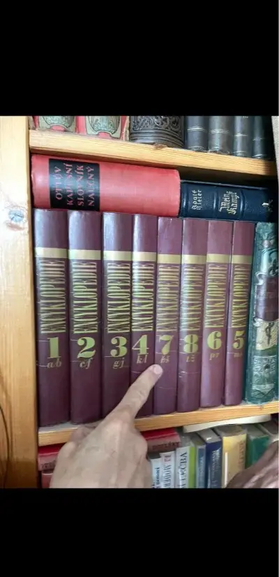 Všeobecná encyklopedie v osmi svazcích Diderot