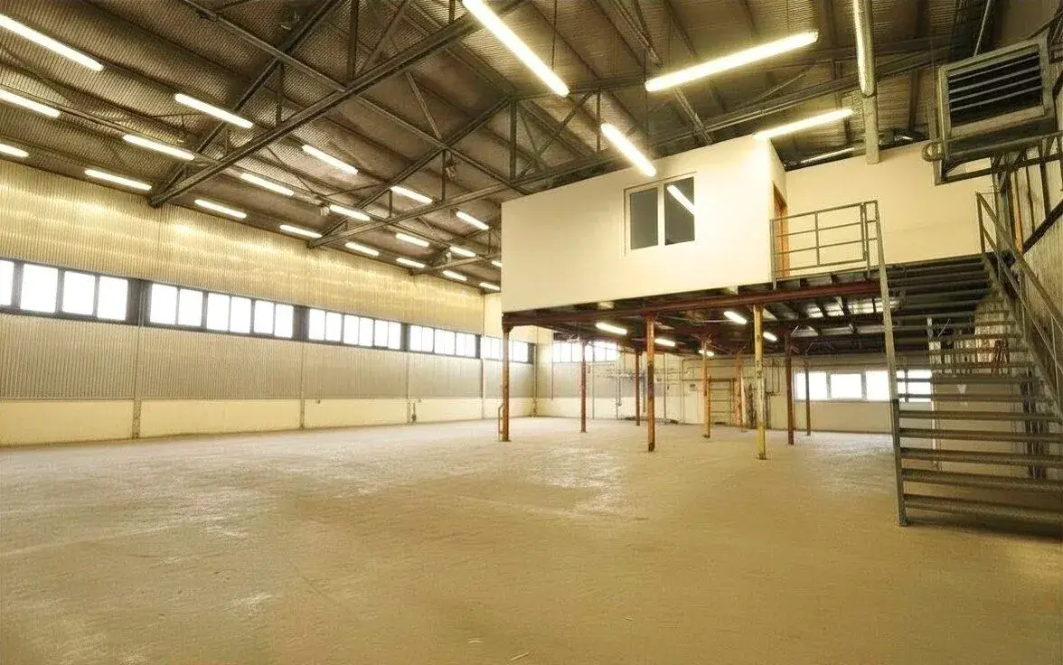 Pronájem výrobního prostoru 880 m², Brno - Horní Heršpice