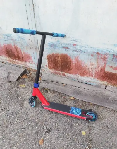 Freestyle koloběžka Invert Supreme 1000kč