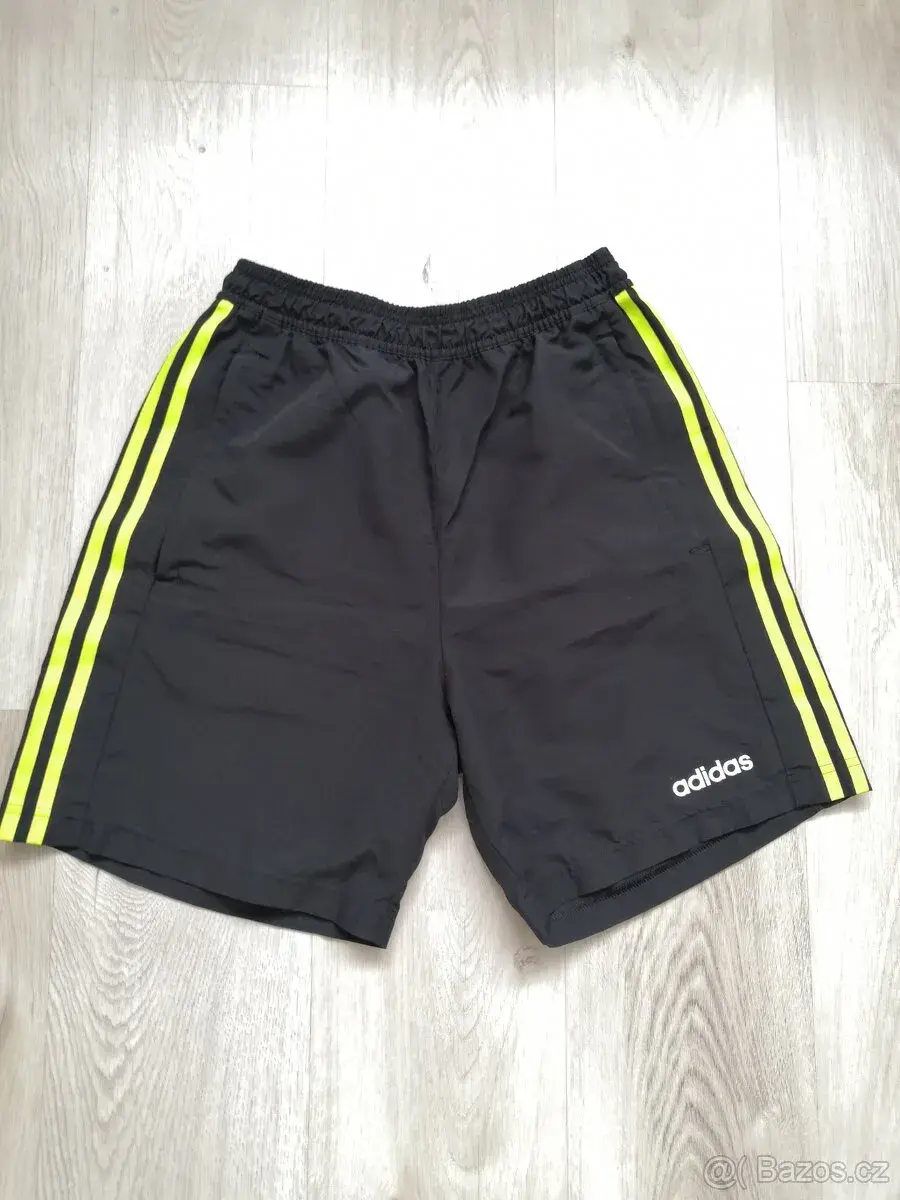 KRAŤASY ADIDAS vel. 158