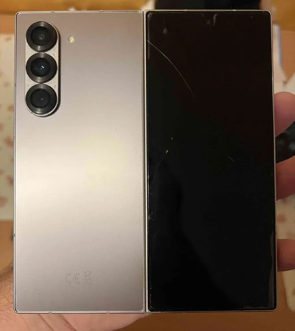 Samsung Z FOLD 6