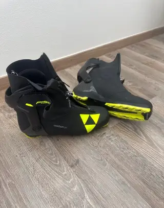 Běžkařské boty Fischer Carbon Skate 2023/24