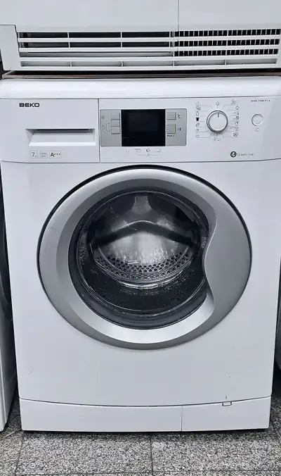 Automatická pračka BEKO, display