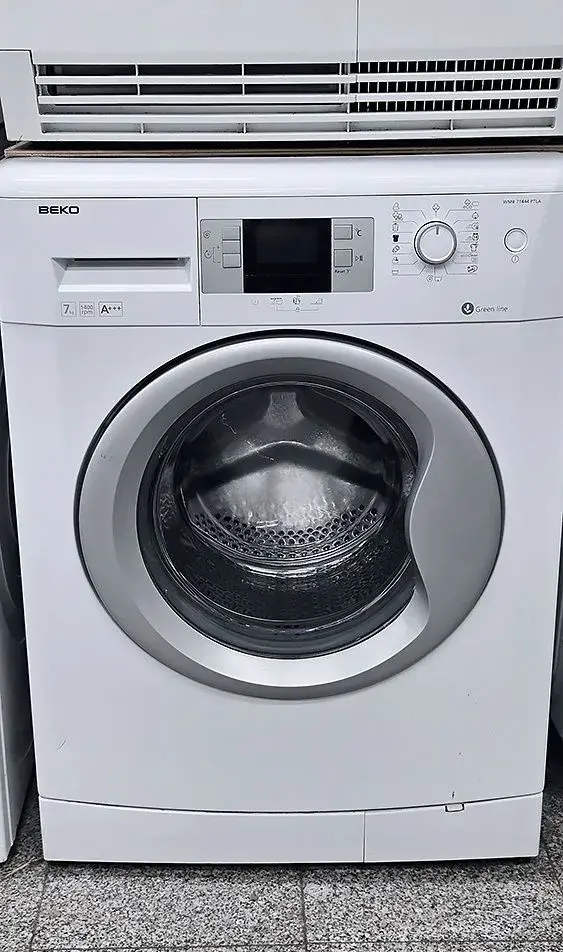 Automatická pračka BEKO, display
