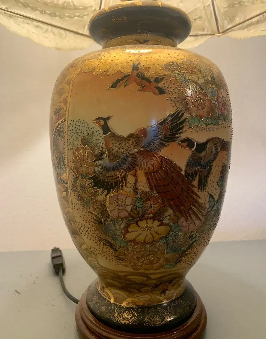 Lampa stolní s motivem