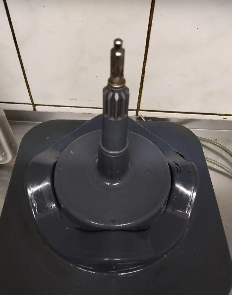 Robota kenwood