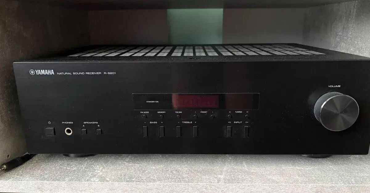 Yamaha R-S201 s reproduktory