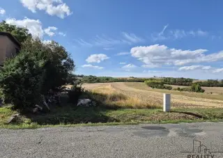 Zbýšov, prodej stavebního pozemku s projektem a stavebním po