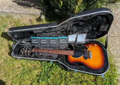 Godin Summit Classic SG Vintage Burst P90 RN