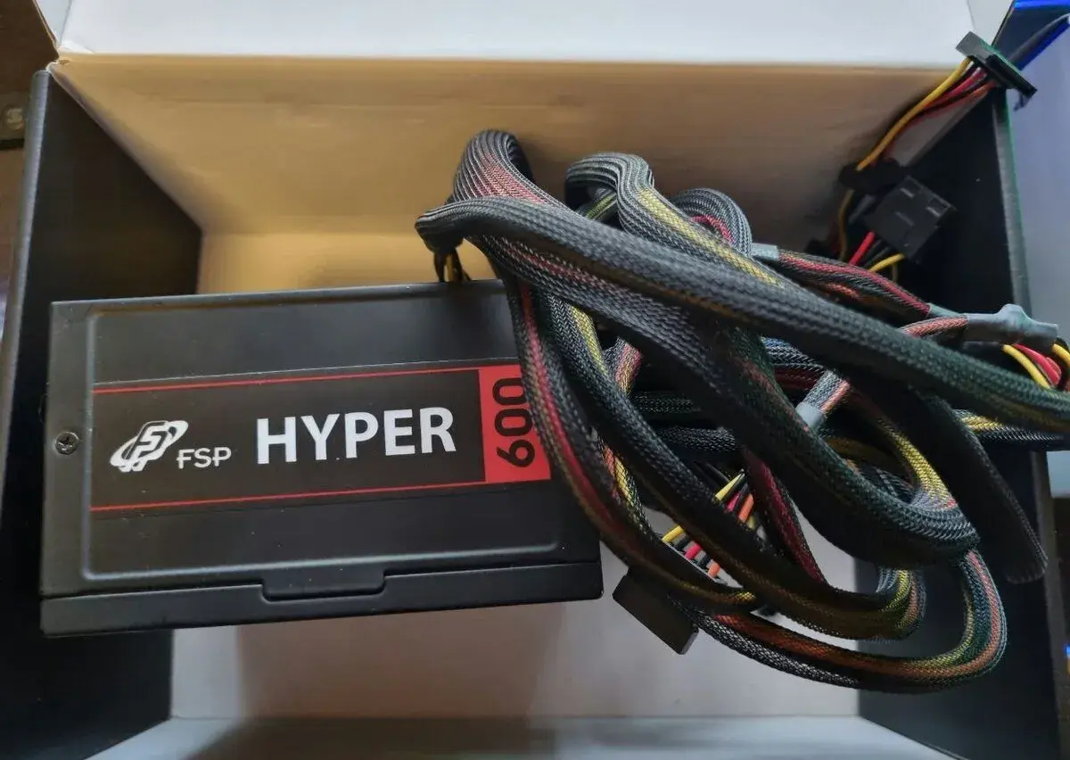 Zdroj Fortron Hyper 600