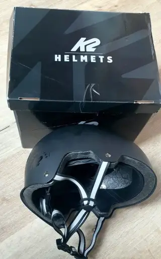 Helma K2 Varsity Pro L (59-61 cm)